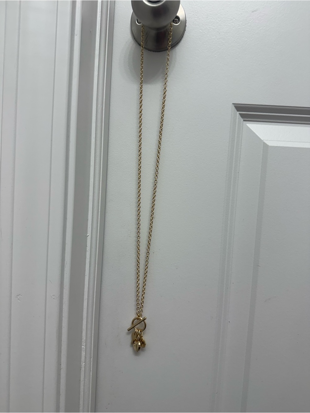 Gold Tone Pendant Necklace